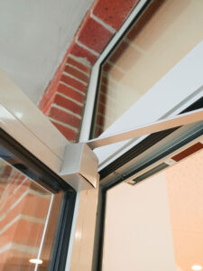 kerstin_borgmann_fensterdesign_ausstellung_heede_impression_01