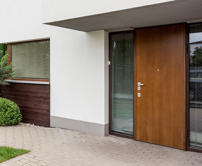 Türen & Haustüren aus Holz